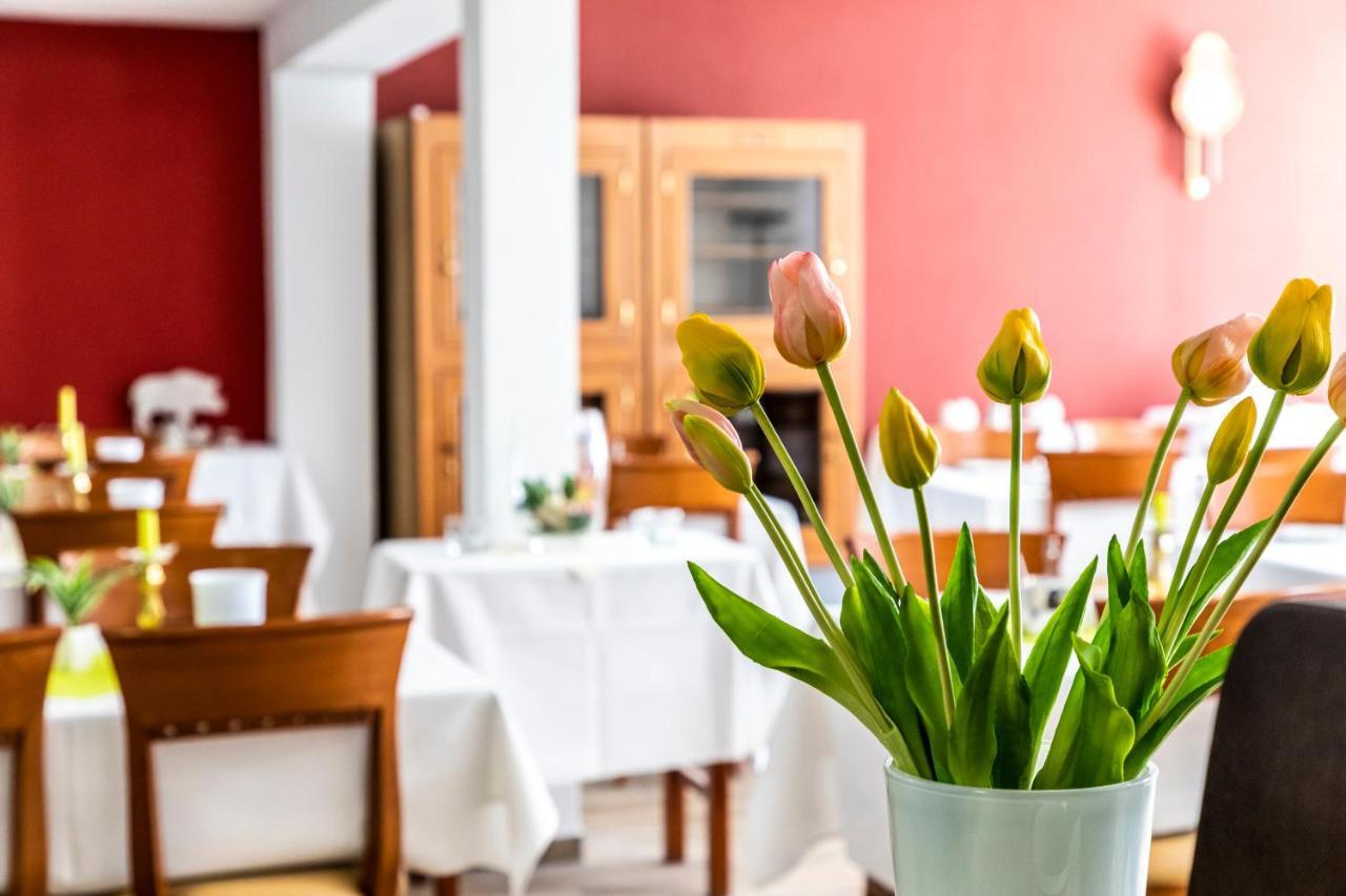 Hotel Jaegerhaus In Singen Am Hohentwiel ภายนอก รูปภาพ