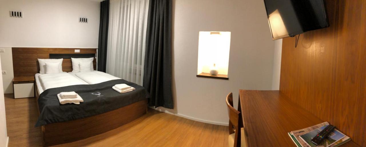 Hotel Jaegerhaus In Singen Am Hohentwiel ภายนอก รูปภาพ